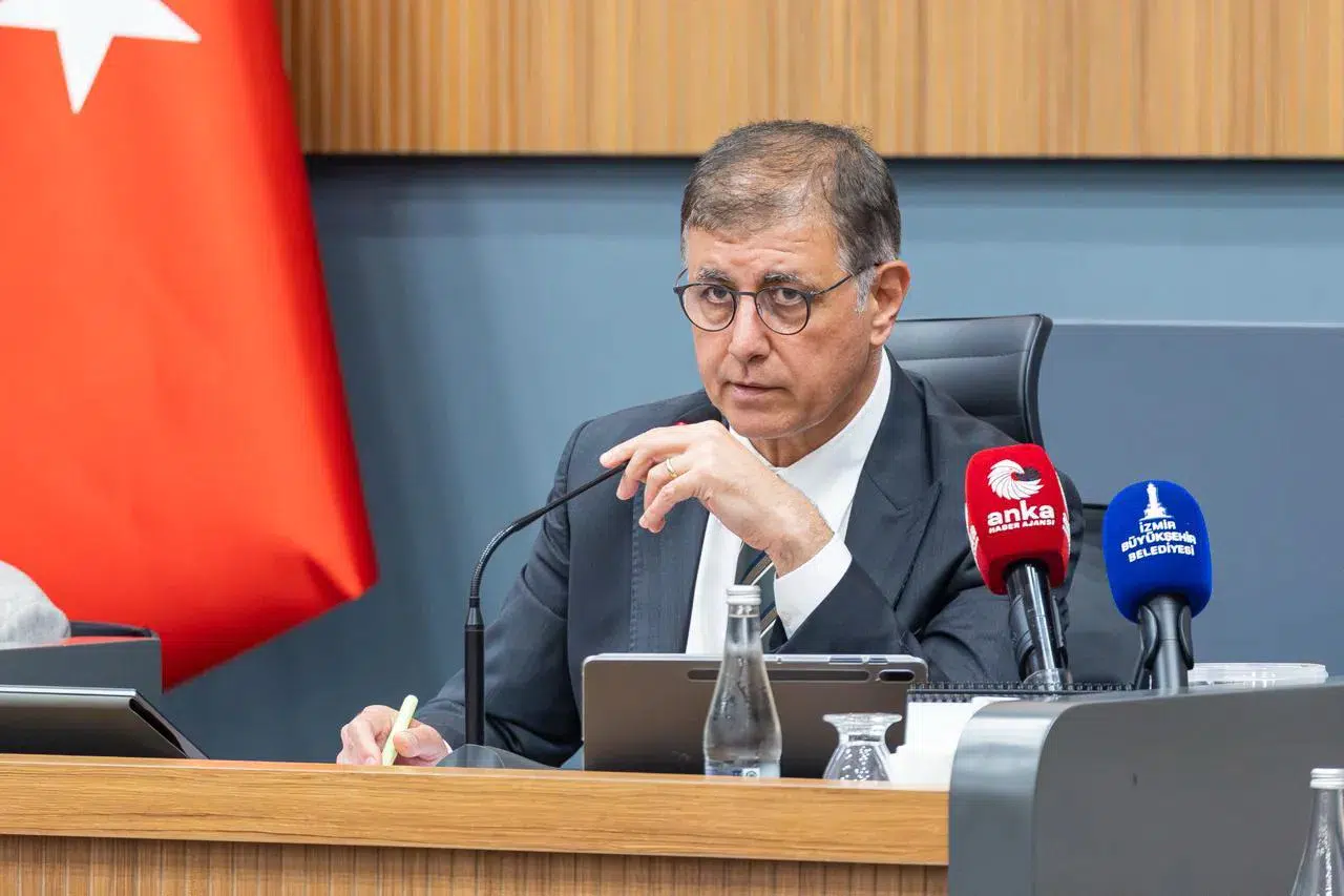 İzmir’in çevreci ulaşım aracı Bisicab’in ücret tarifesi belli oldu