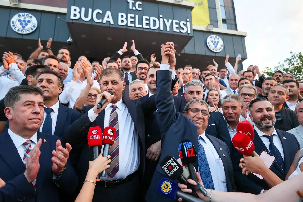 Buca’da Başkan Vekili Hüseyin Benzer oldu