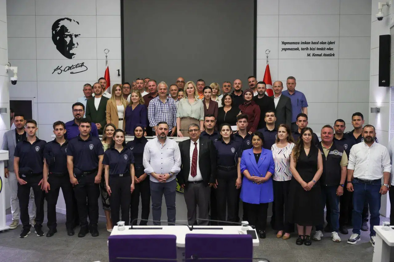 Başkan Vekili Benzer: “Biz halkın emrindeyiz”