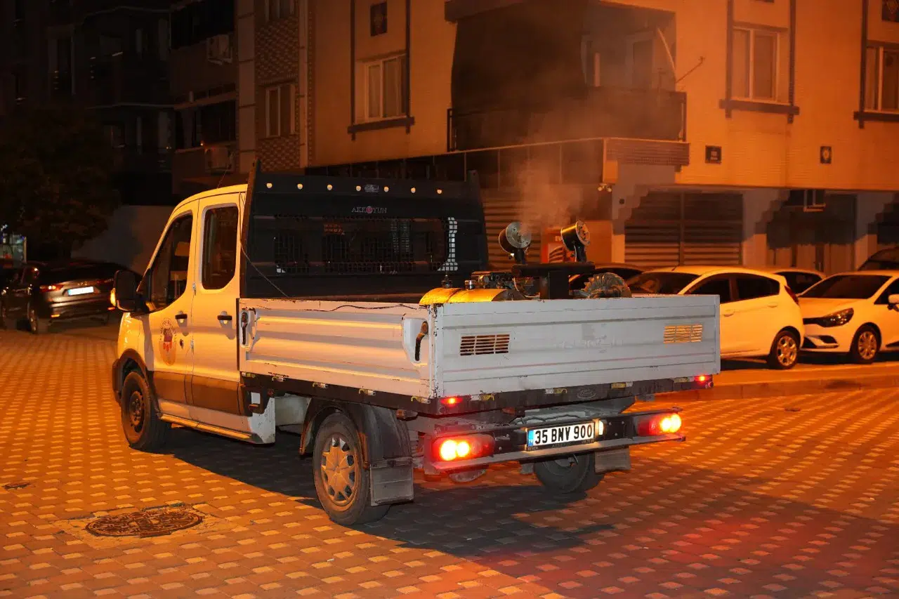 Kemalpaşa'da haşerelere geçit yok