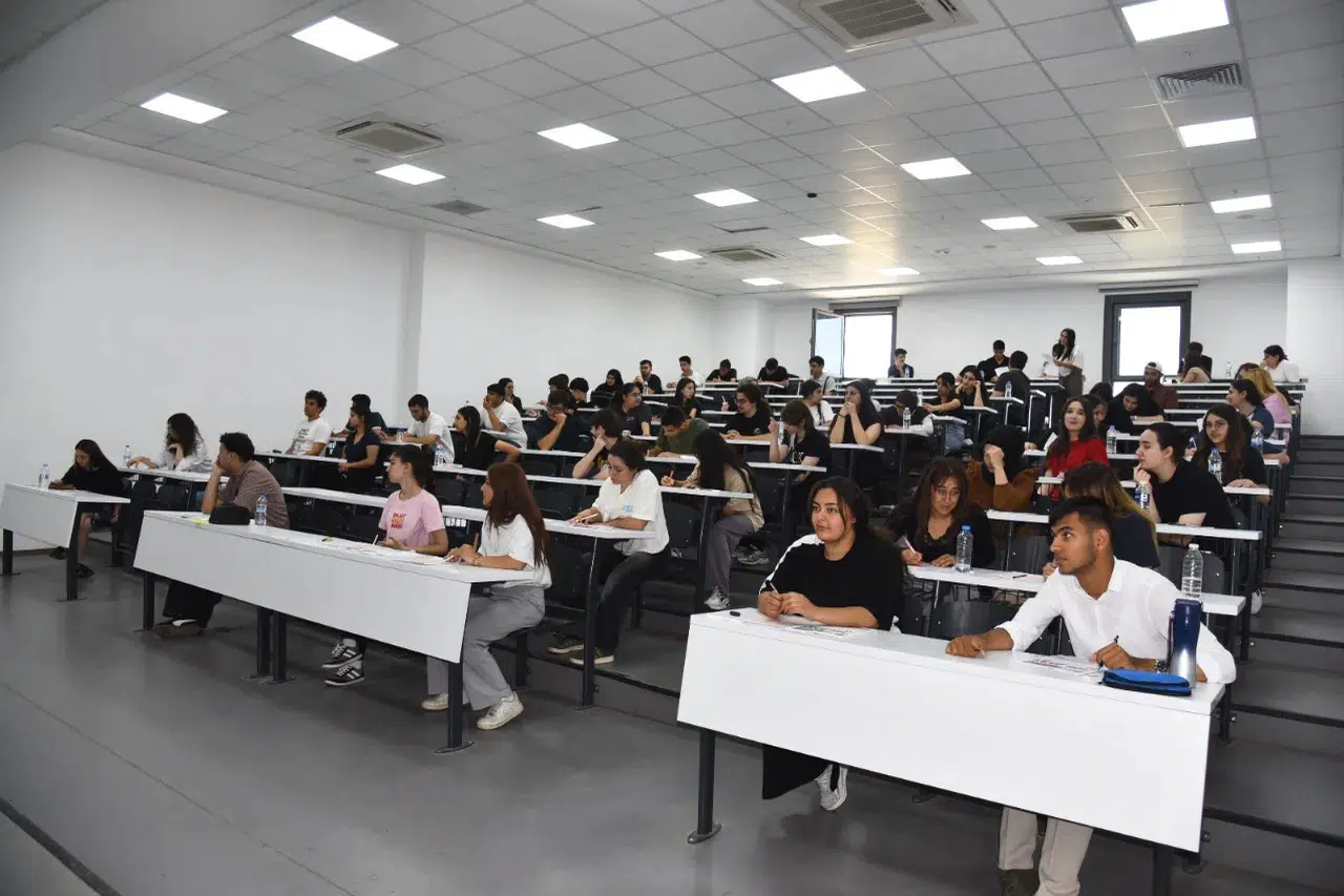 Menemen, eğitim yatırımlarıyla örnek gösteriliyor