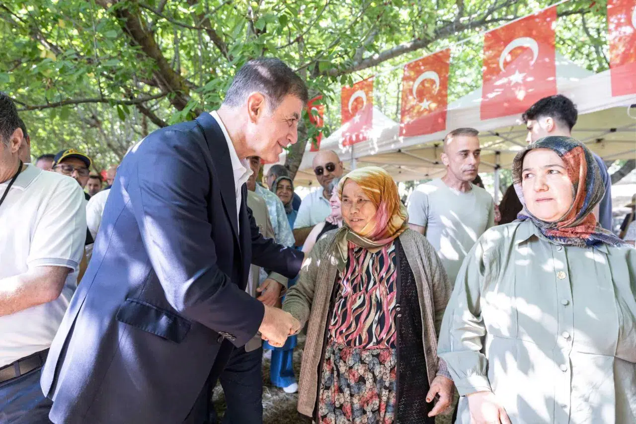 Şehit aileleri ve gazilere yönelik gezi programı İzmir'de büyük ilgi gördü