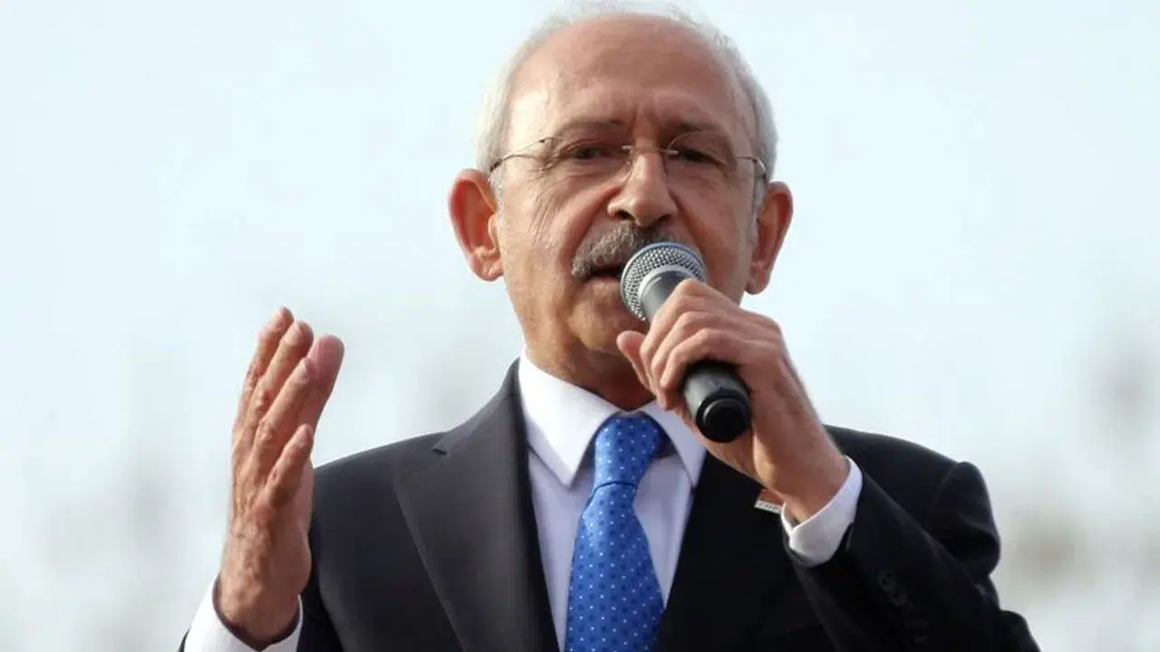 CHP dört il teşkilatını feshetti ve beş ile yeni atama yaptı