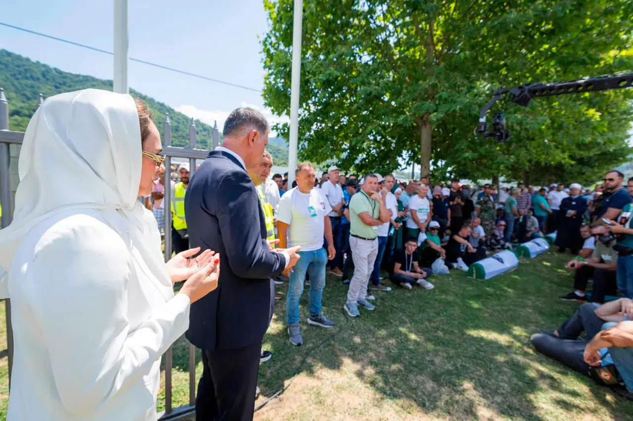 Başkan Tugay Srebrenica Katliamı’nı anma törenlerine katıldı