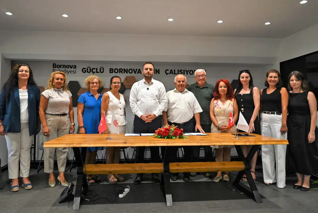 Bornova’da “Üçüncü Yaş Üniversitesi” dönemi başlıyor