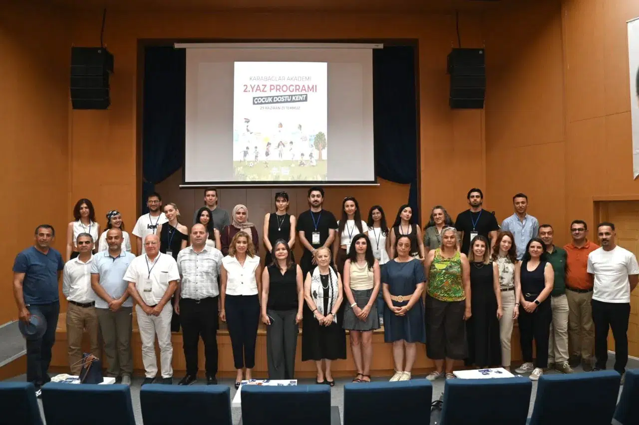 Karabağlar'da Çocuk Dostu Kent İçin Yaz Programı Başladı