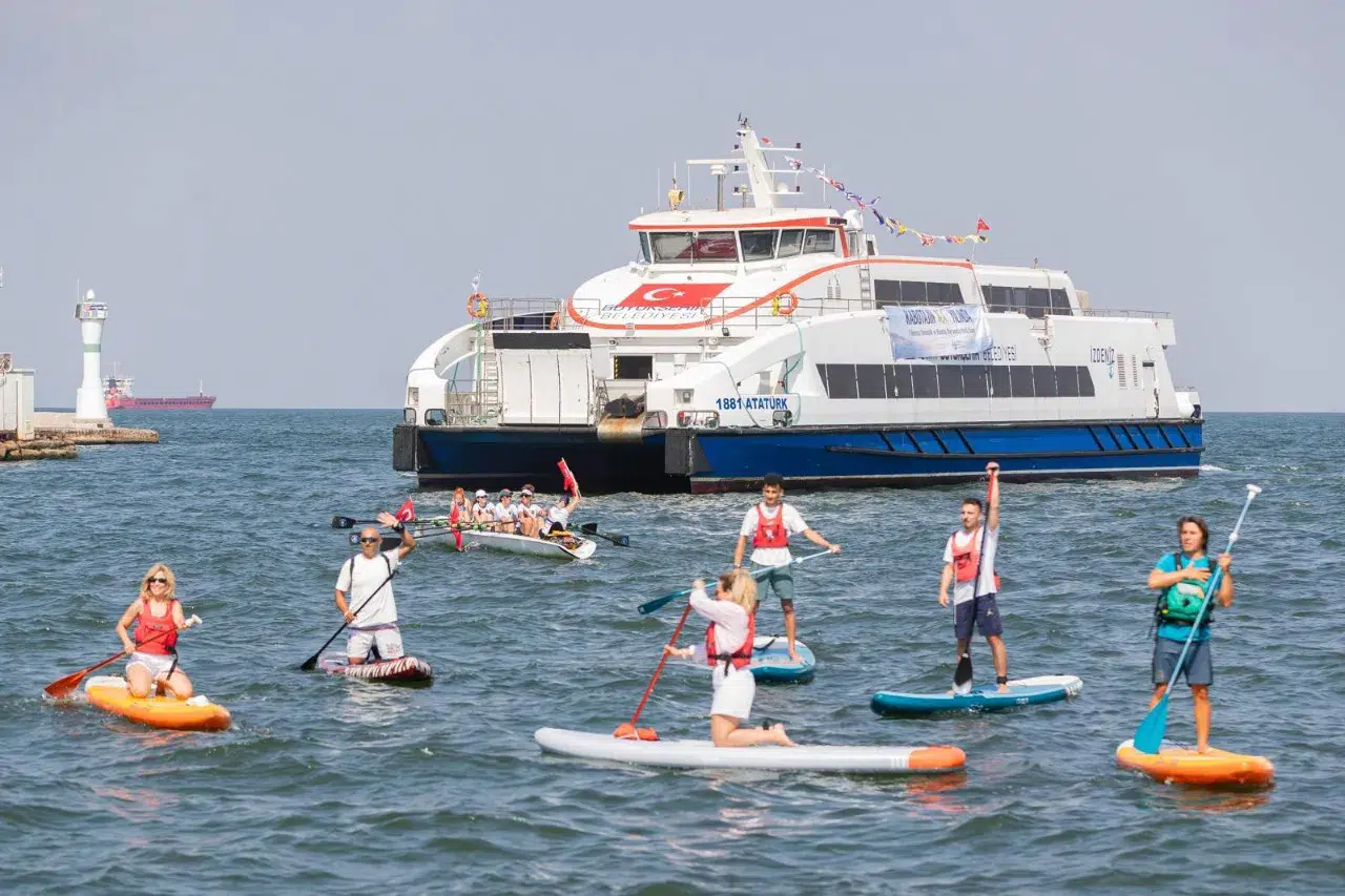 İzmir'de Kabotaj Bayramı'nda sporculara ödül, Manş'ı geçen Tunca gururlandırdı!