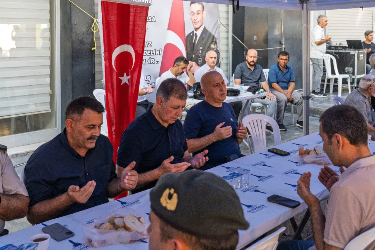 Şehit Astsubay Batuhan Şimşek, yıl dönümünde Baba evinde dualarla anıldı