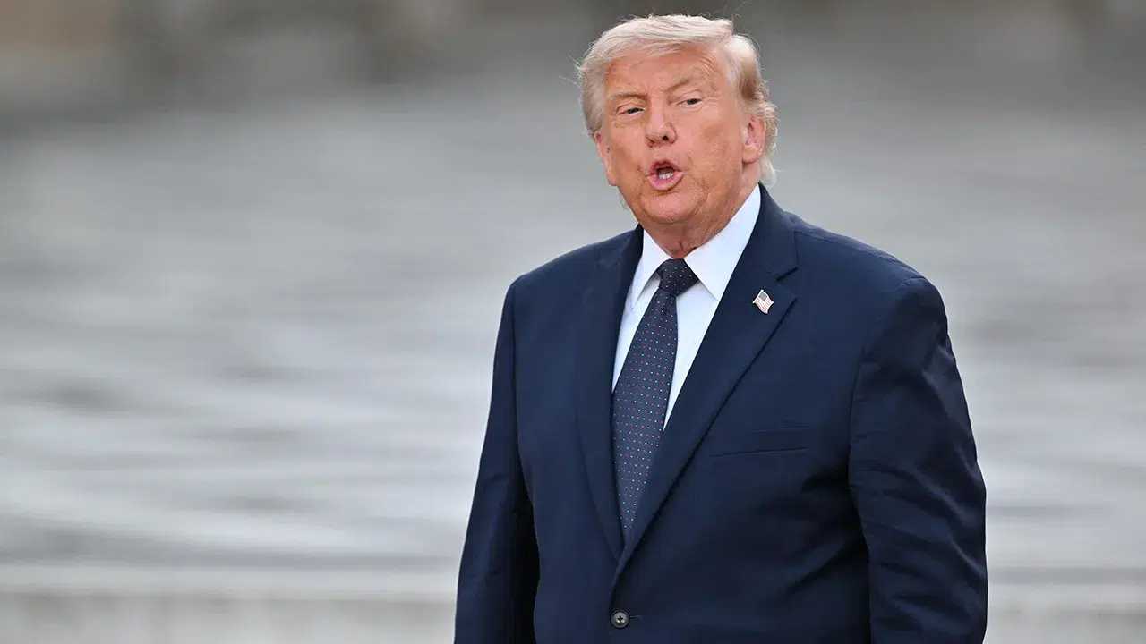 Trump'tan İran'a askeri uyarı: Çok sert vuracağız