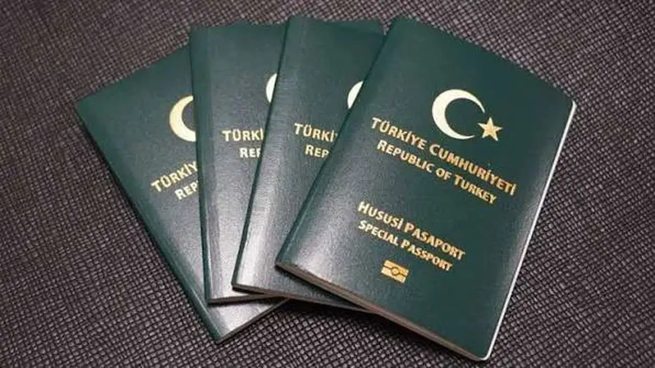 Yeşil pasaport için meslek gruplarına yeni düzenlemeler: Öğretmenler, mühendisler ve şoförler fırsattan yararlanacak