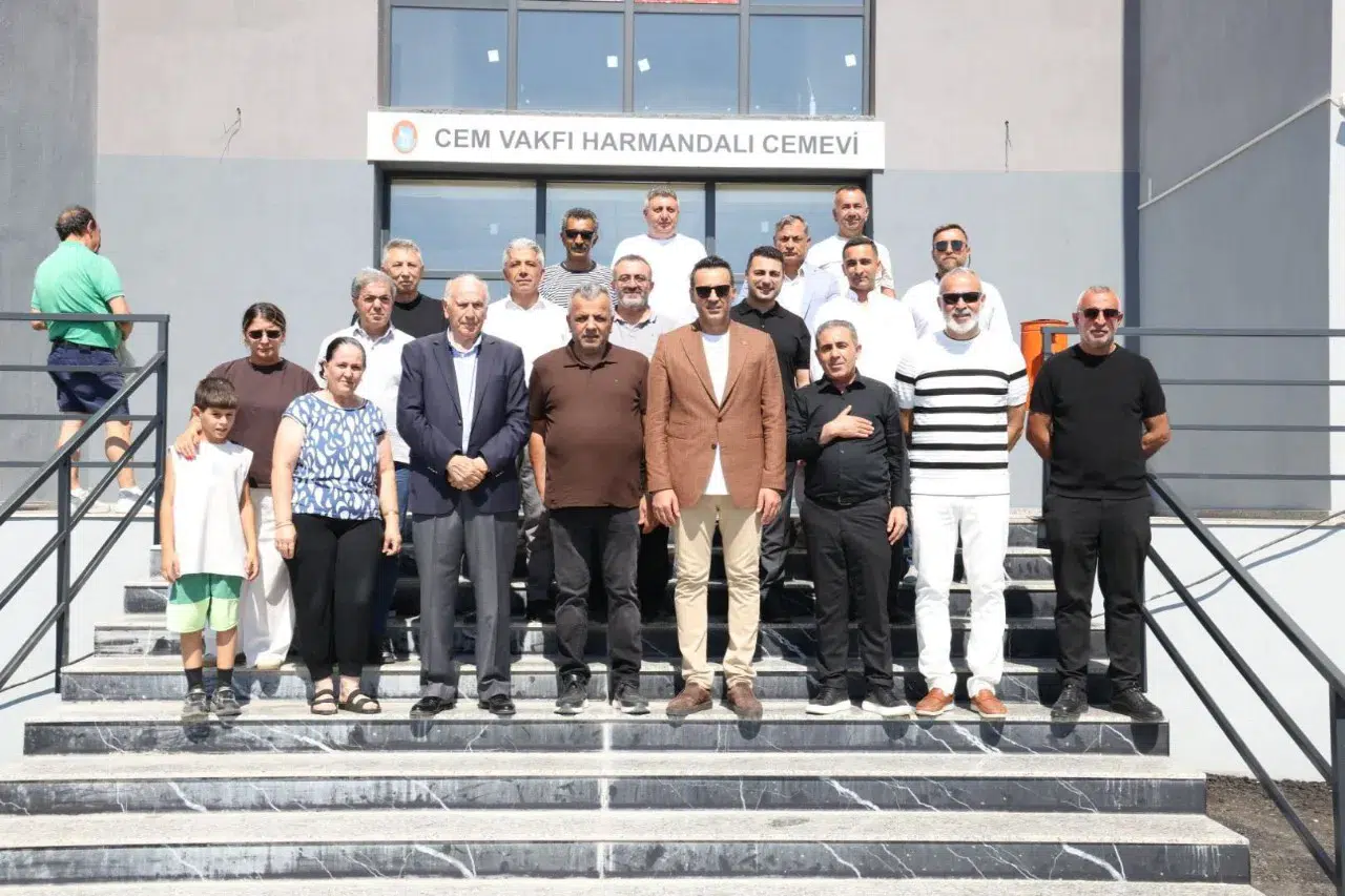 Çiğli’de Muharrem ayının bereketi ve paylaşma kültürü aşure lokmalarıyla yaşatıldı