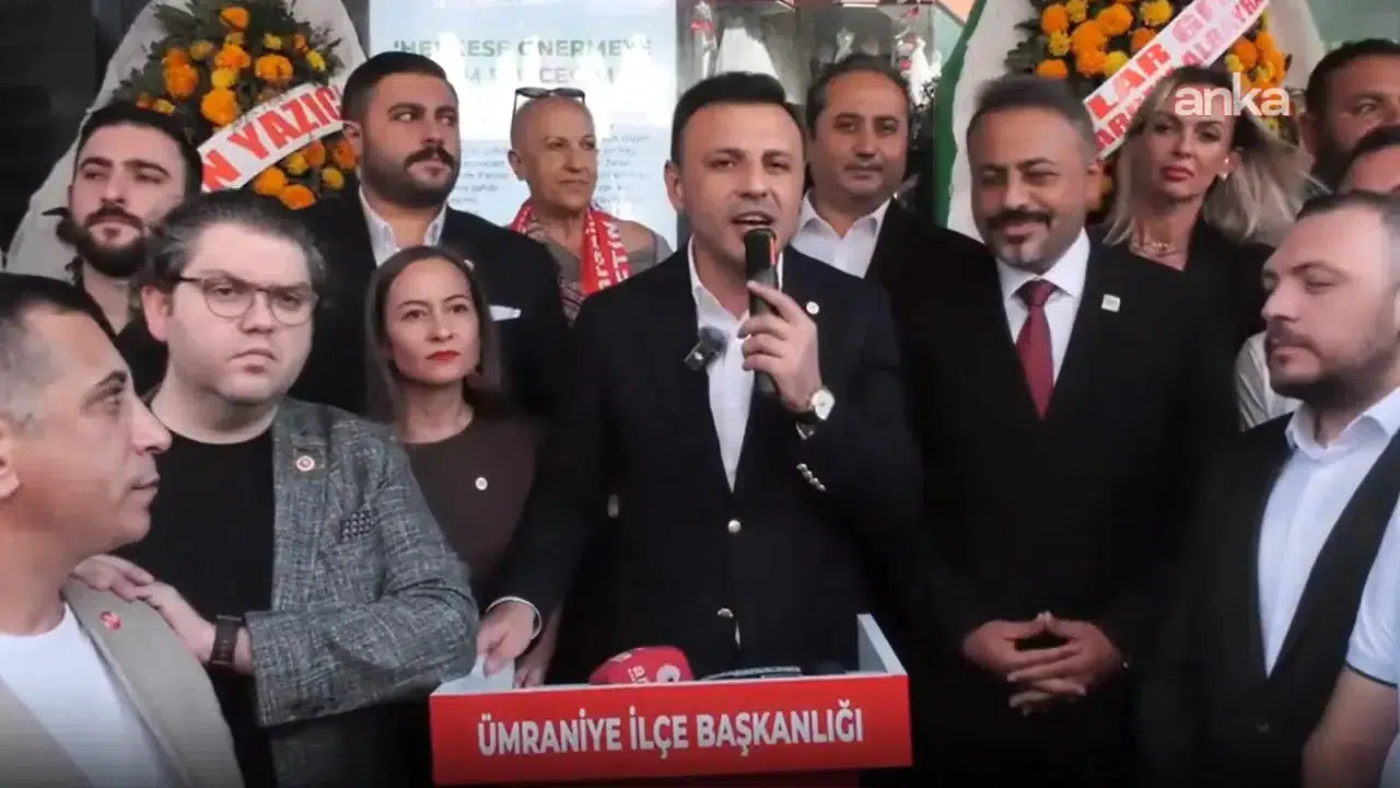 Ümraniye'de YENİ Parti ilçe teşkilatı açıldı, hedefleri vurgulandı
