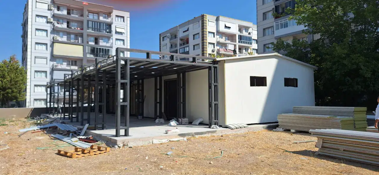 Buca'nın iki yeni taziye evinde sona yaklaşıldı
