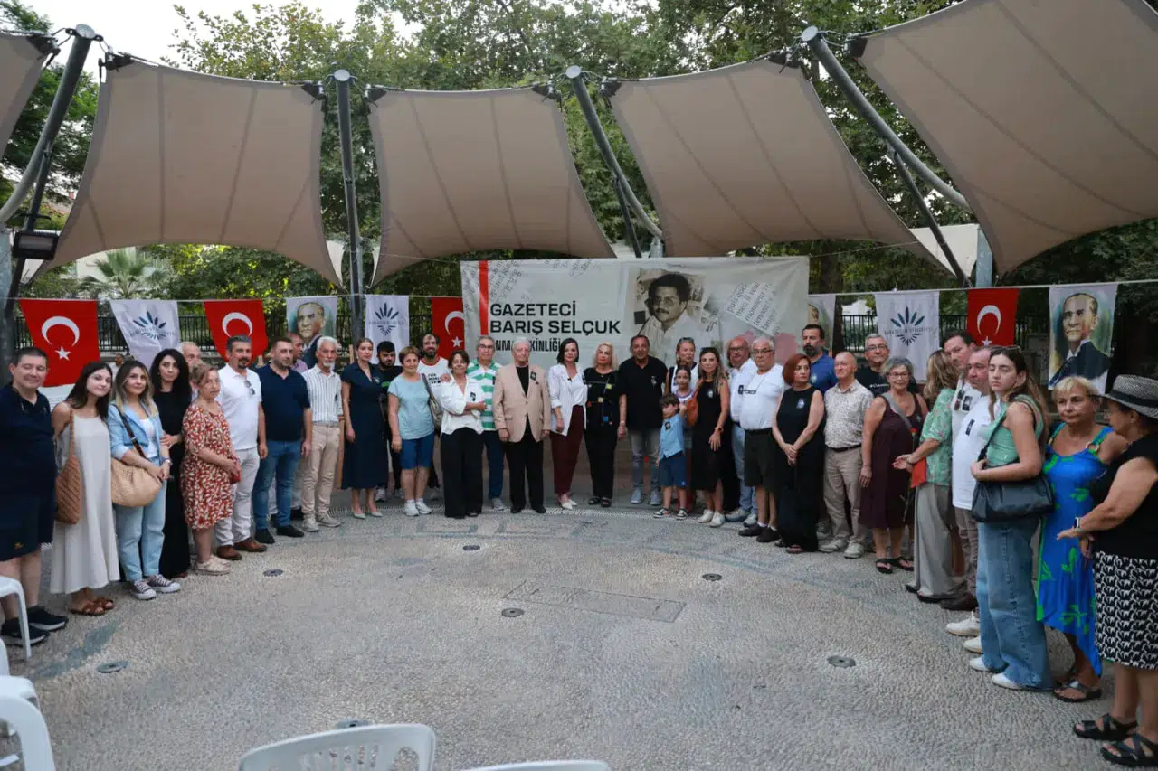 Gazeteci Barış Selçuk Karabağlar ‘da anıldı