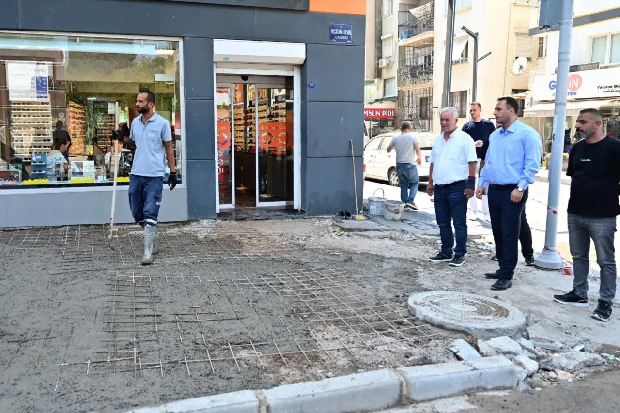 Bornova’nın ana damarı Mustafa Kemal Caddesi’nde kesintisiz prestij hamlesi