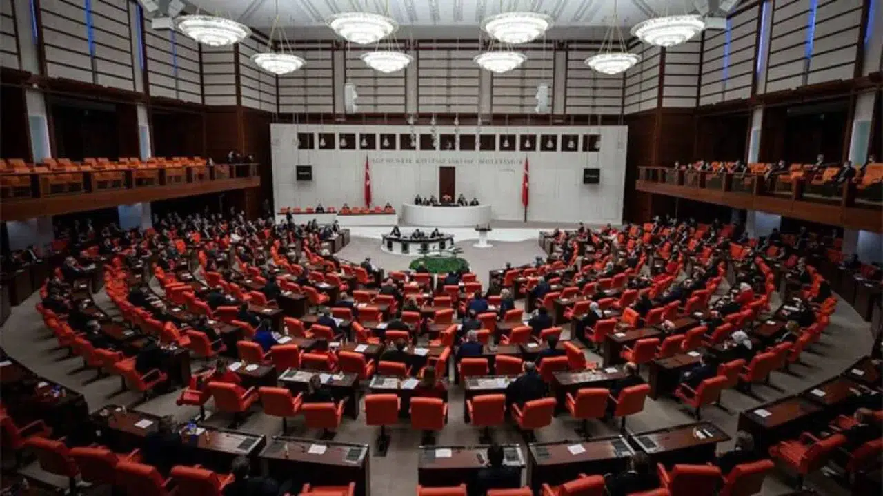TBMM Başkanvekili Bingöl, dokunulmazlık fezlekeleri için Kurtulmuş'la görüşecek