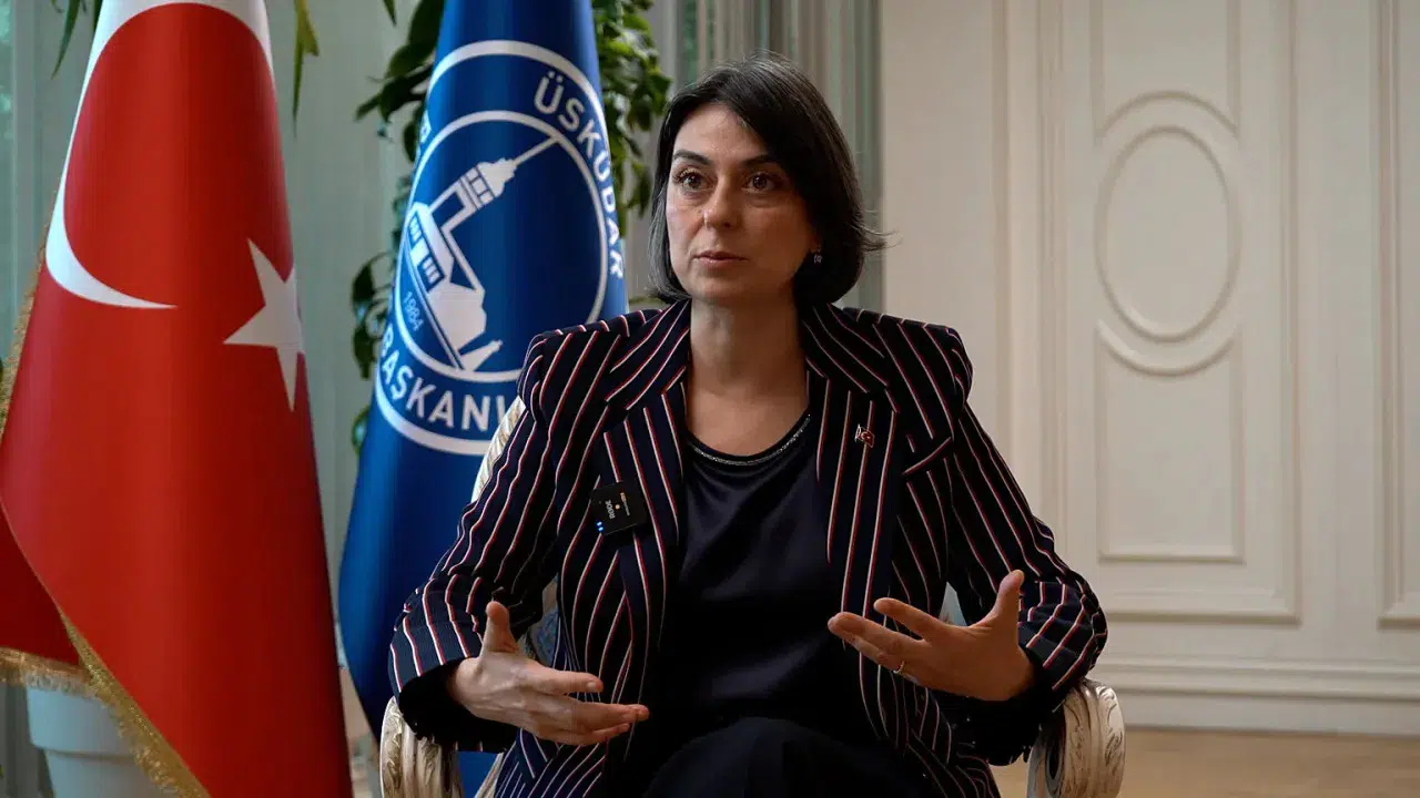 Sinem Dedetaş, rüşvet ve örgüt suçlamasıyla görevden uzaklaştırıldı