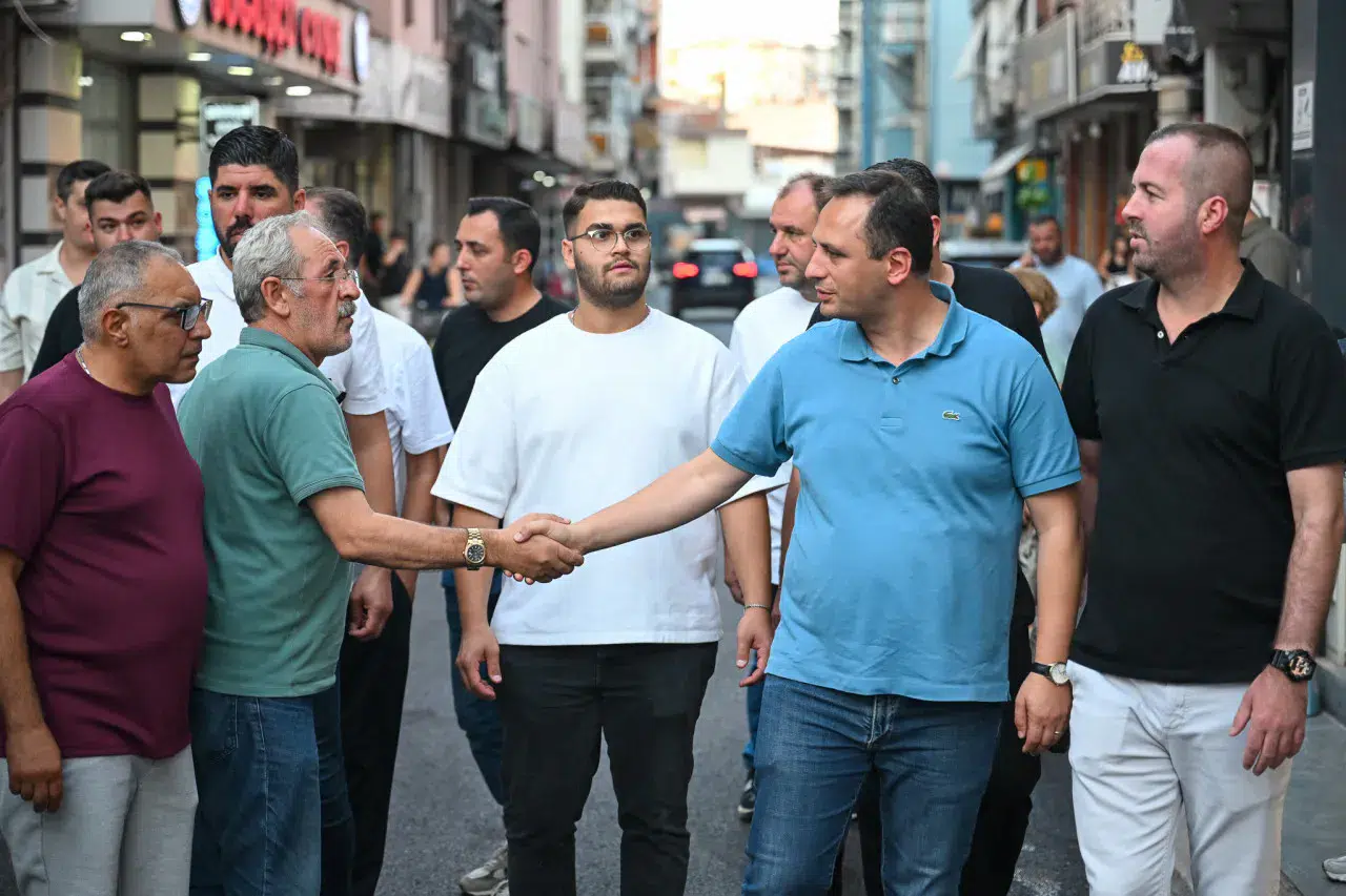 Başkan Eşki’den Çamdibi’nde esnaf turu