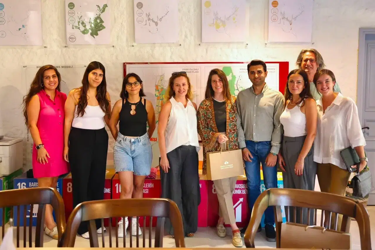 Çeşme, ismini aldığı tarihi çeşmelerine kavuşuyor