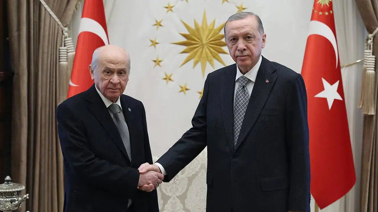 Erdoğan ve Bahçeli Ahlat'ta baş başa görüşecek, kabine burada toplanacak