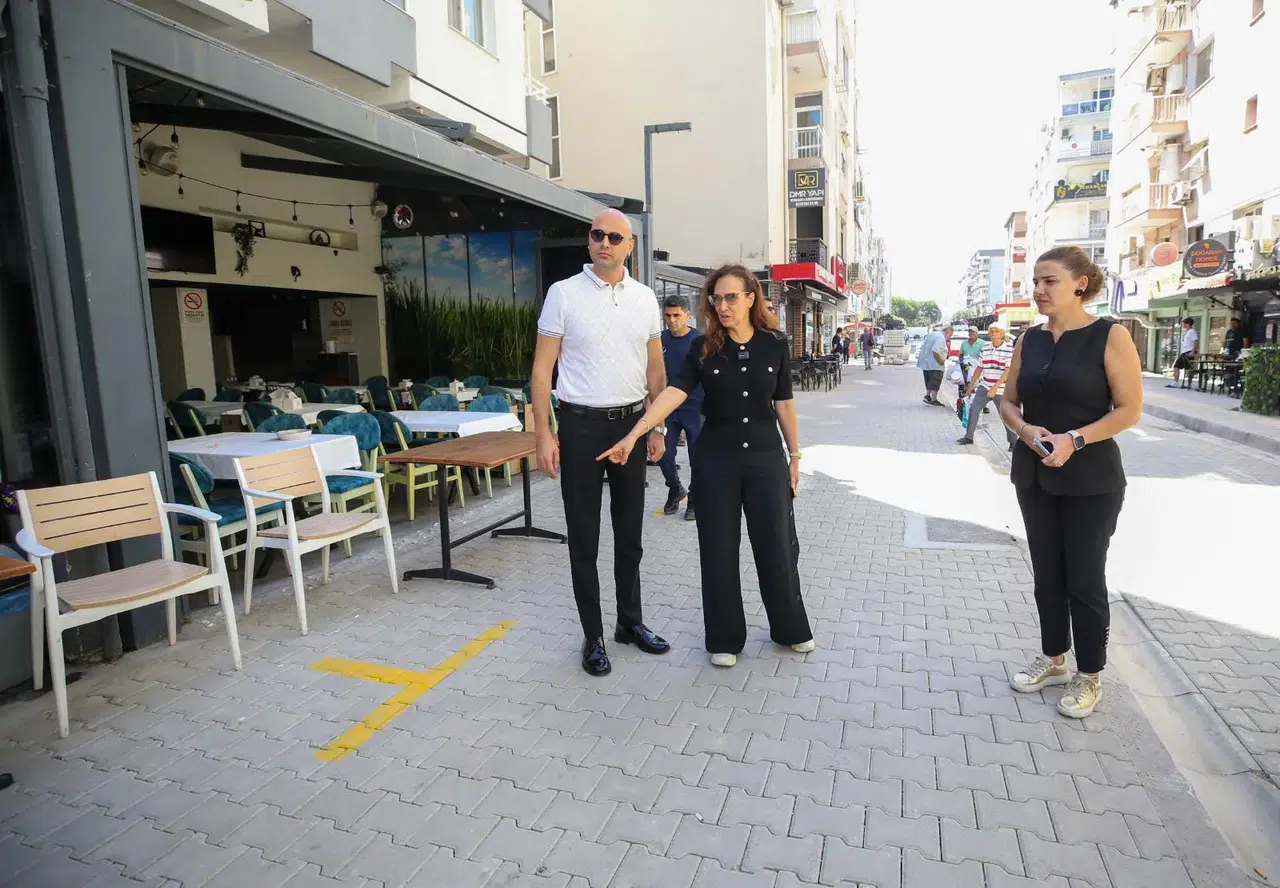 Bostanlı Cemal Bülbül Sokak’ta dönüşüm sürüyor