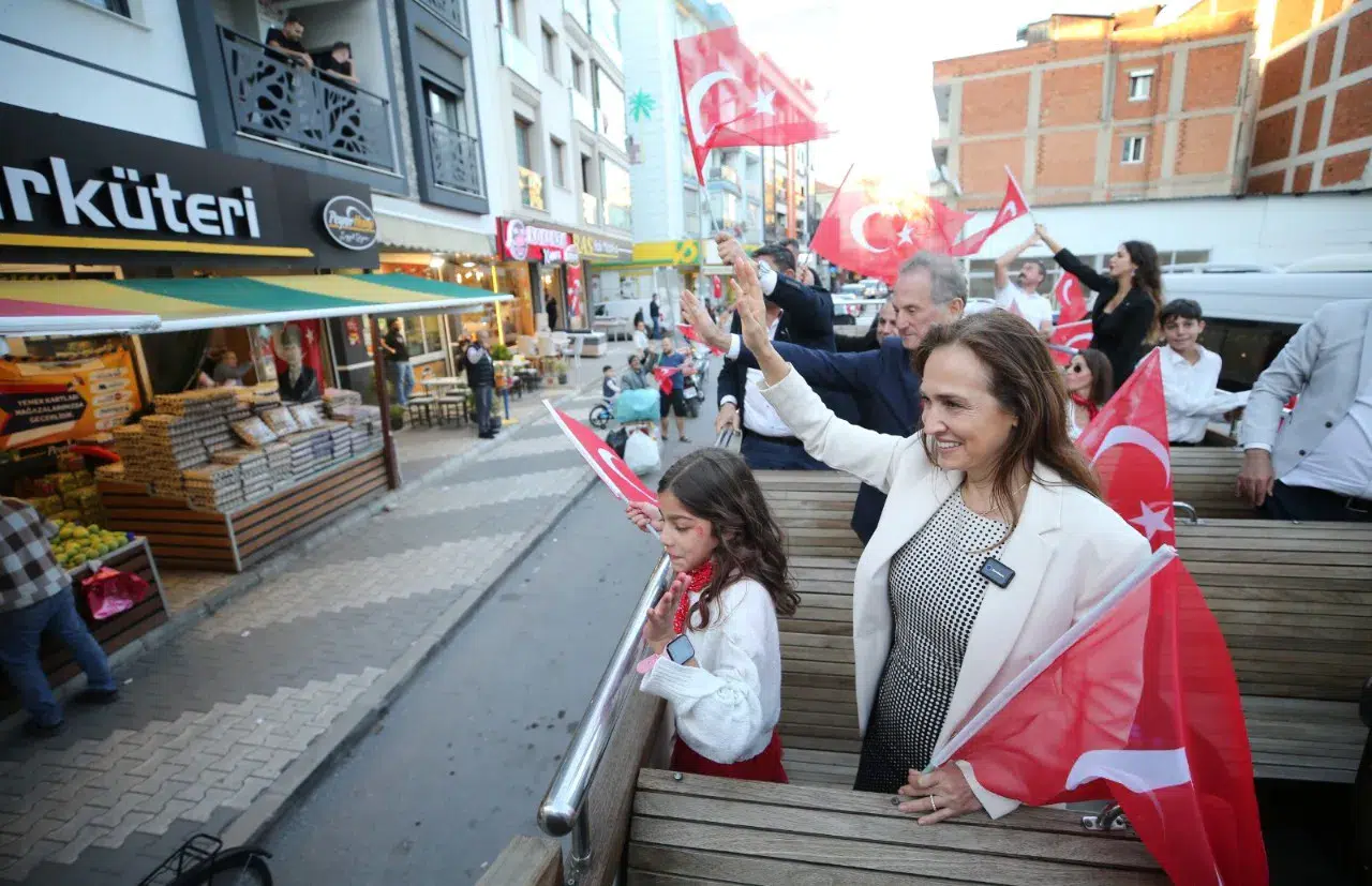 Karşıyaka’da 9 Eylül coşkusu sokaklara taşacak: Bayrağını al gel!