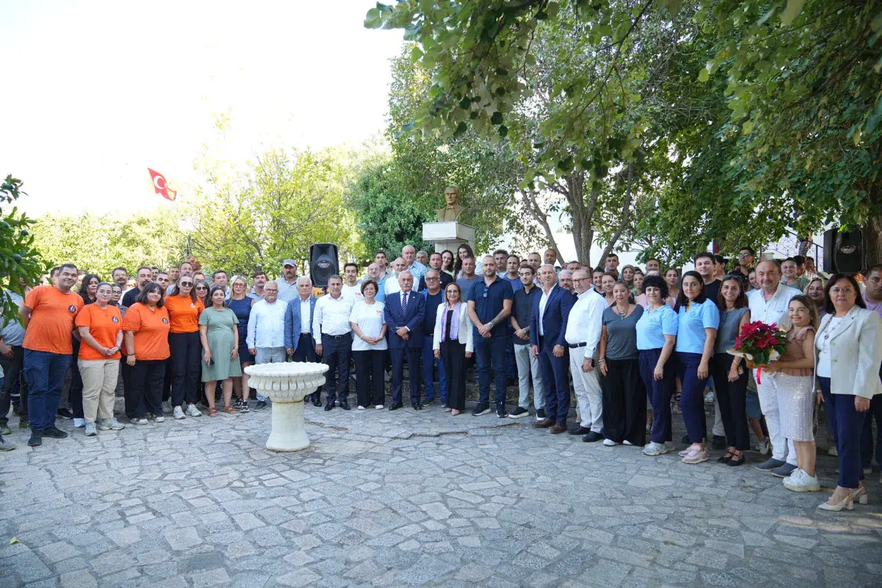 Güzelbahçe Belediyesinde toplu sözleşme imzaları atıldı