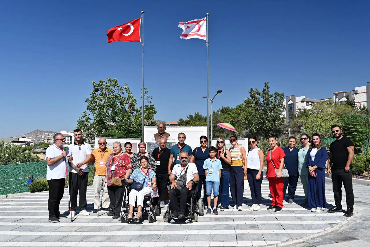 Bornova’da engelleri kaldıran kültür yolculuğu