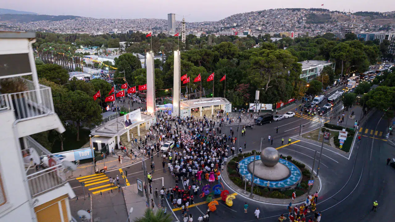 İEF için toplu ulaşımda seferberlik