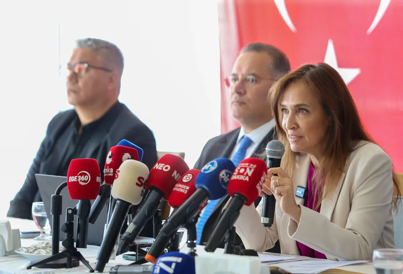 Başkan Ünsal: “Mesele birkaç billboard değil, Kent A.Ş.’nin zarara uğratılmasıdır”