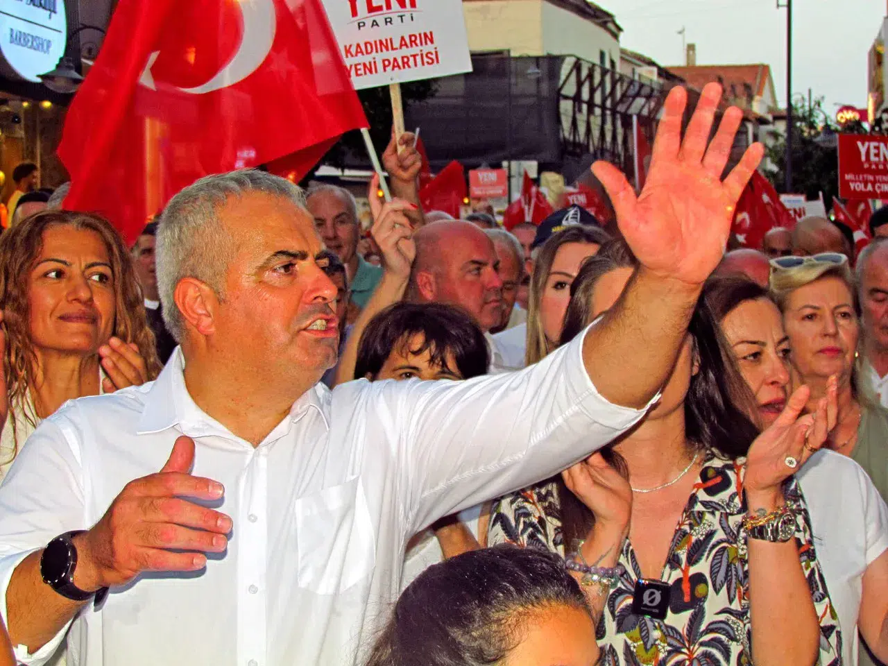 Yeni Parti Çeşme İlçe Başkanı Onur: “Algı dediniz, Resmî Gazete gerçeği yazdı”