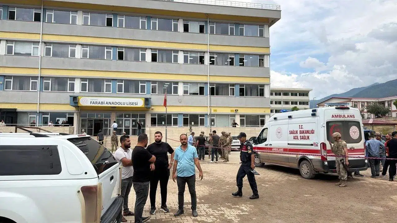 Osmaniye'de okul bahçesinde dehşet: Öğretmen yeğeninin silahlı saldırısında can verdi