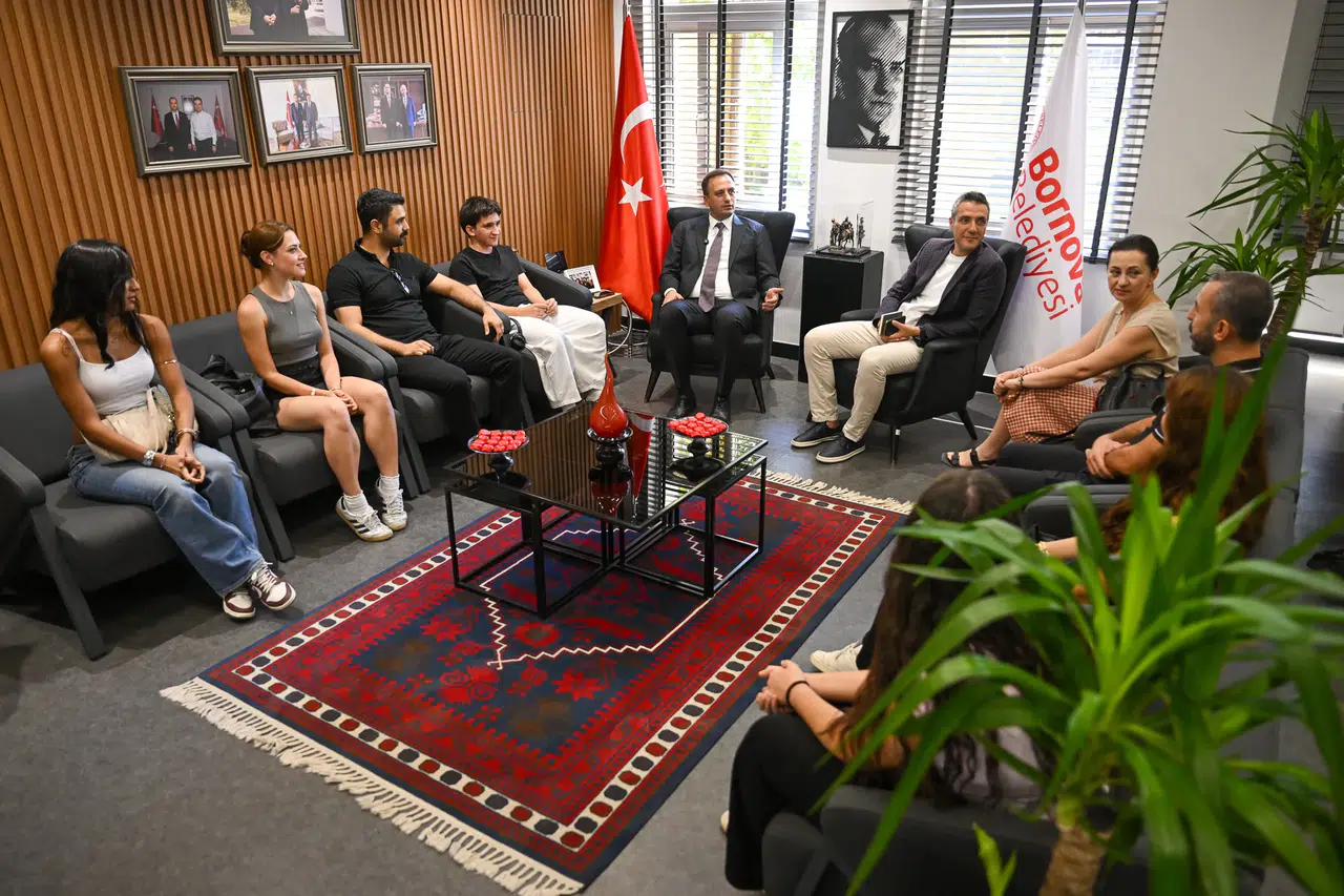 Bornova'da Yenilikçi Sanatçı Kuşağı Yetişiyor
