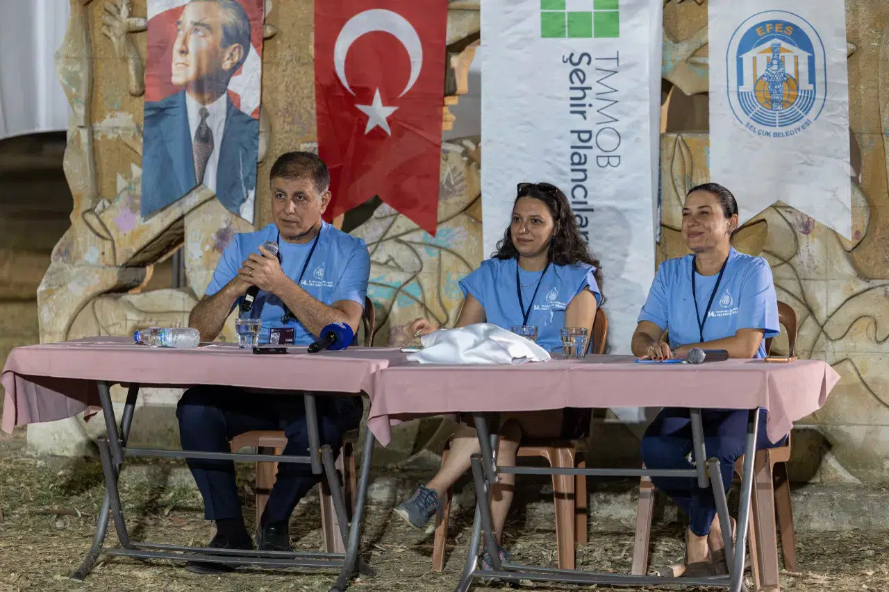 “İzmir’in geleceğini 50 yıllık planlarla şekillendiriyoruz”