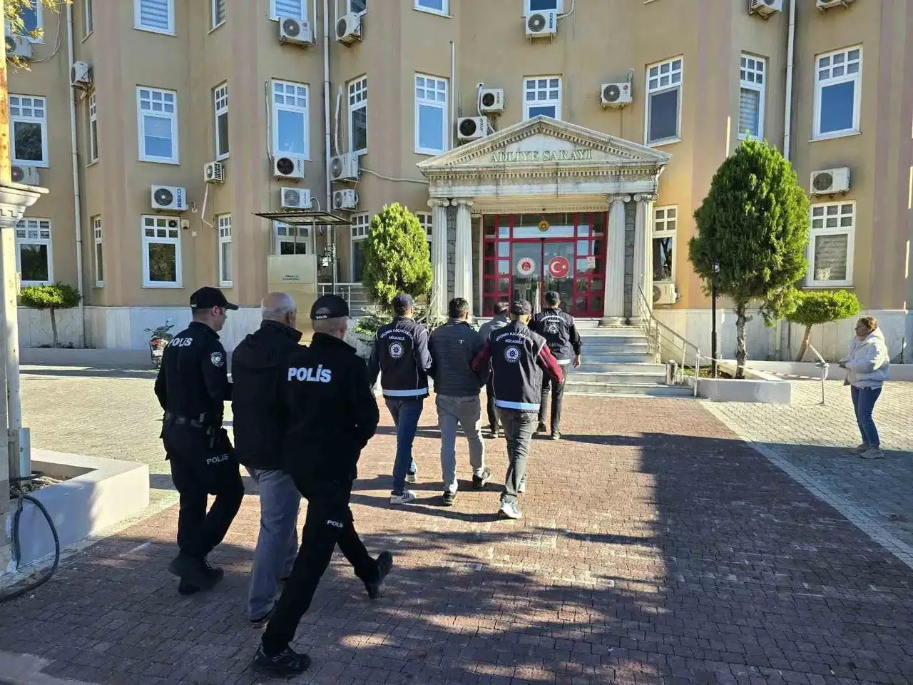 Didim sahilinde kaçak göç operasyonu: Organizatörlere geçit yok
