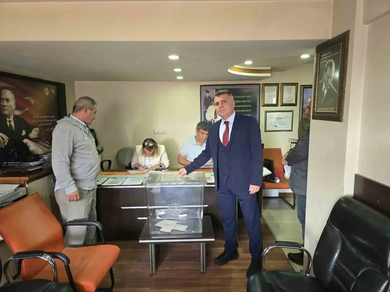 Buldan Ticaret Odası’nda yeni dönem: Özgür Önder’den maaşsız hizmet sözü