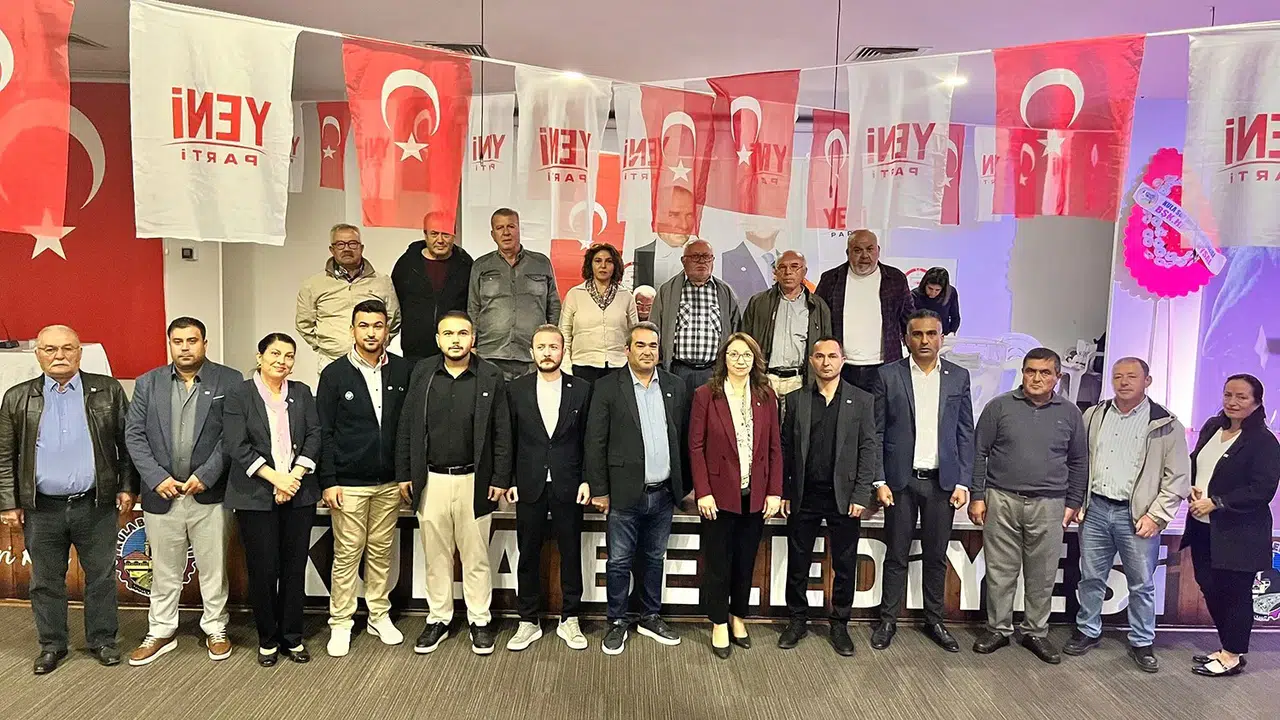 Kula’da güven tazeledi: Esen Çınar ile yola devam kararı
