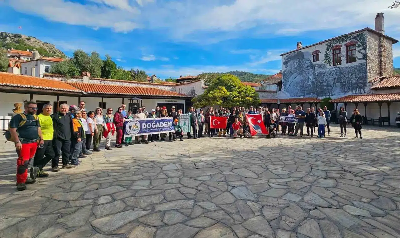 Muğla’nın saklı rotalarında çevreci adımlar: Denizlili doğaseverler kanyonu fethetti