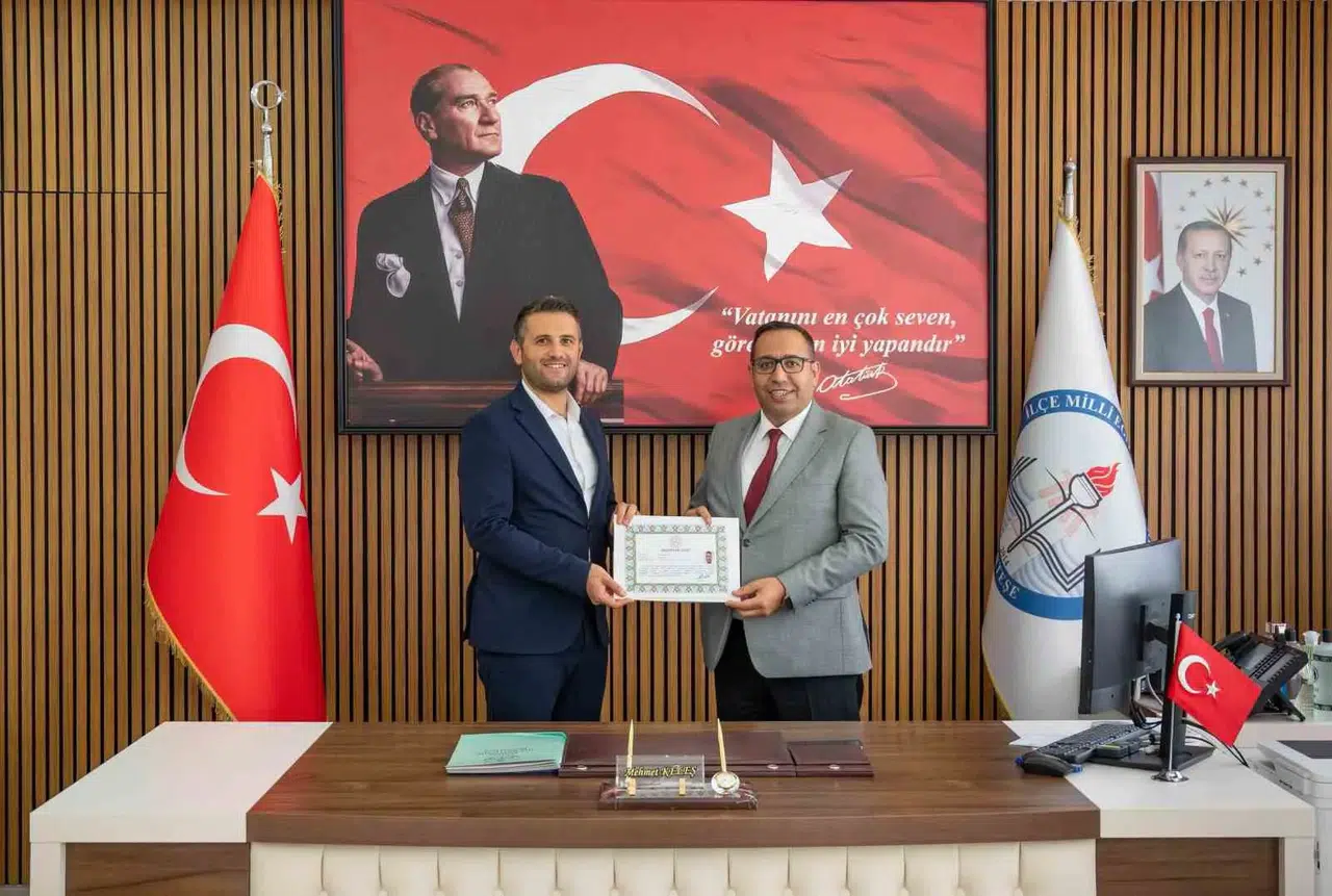 Menteşe’de eğitim neferlerine onur günü: Başarı belgeleri sahiplerini buldu