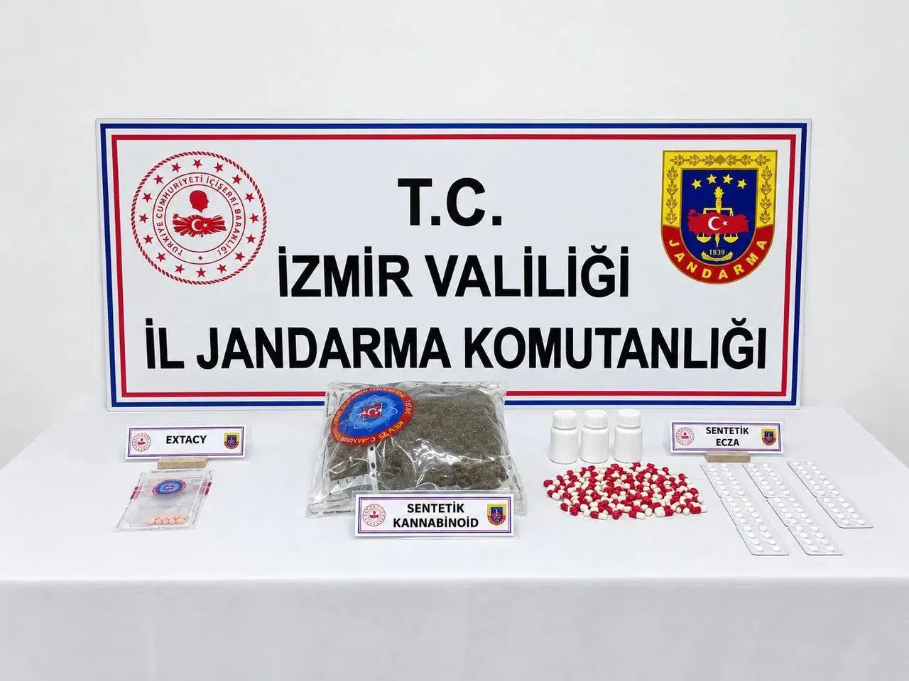 Torbalı’da suç örgütlerine operasyon zinciri: Milyonluk kaçakçılık engellendi