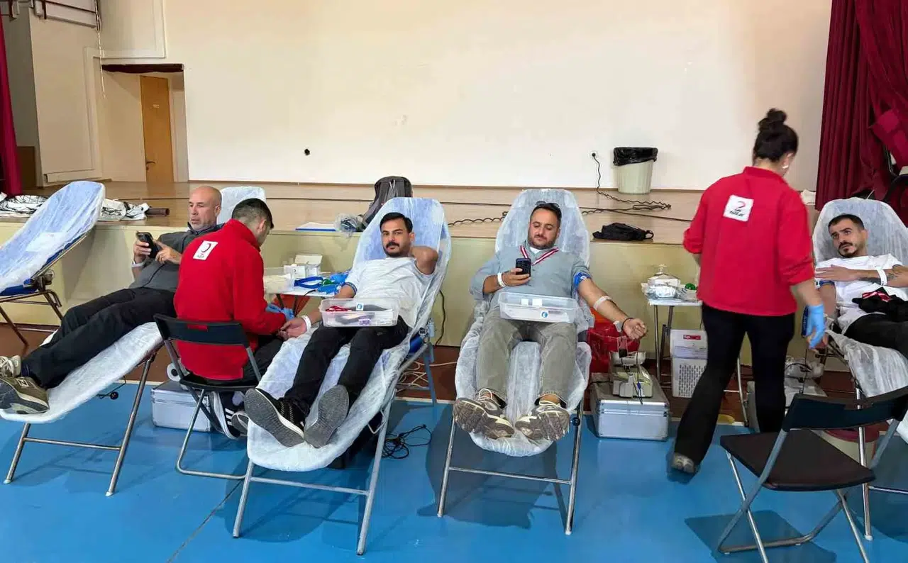 Çeşme’de eğitim yuvasından hayat kurtaran seferberlik: 97 ünite kan toplandı