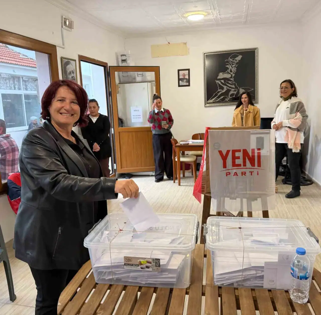 Karaburun'da siyasi rota değişti: İlkay Girgin Erdoğan bağımsızlık kararı aldı