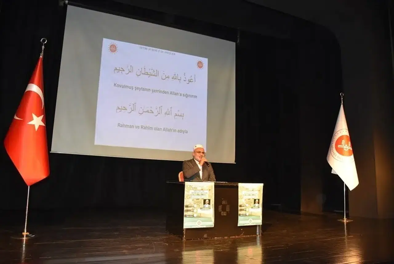Salihli’de camilerin toplumsal gücü konuşuldu: Sadece ibadet değil, birleştirici bir merkez