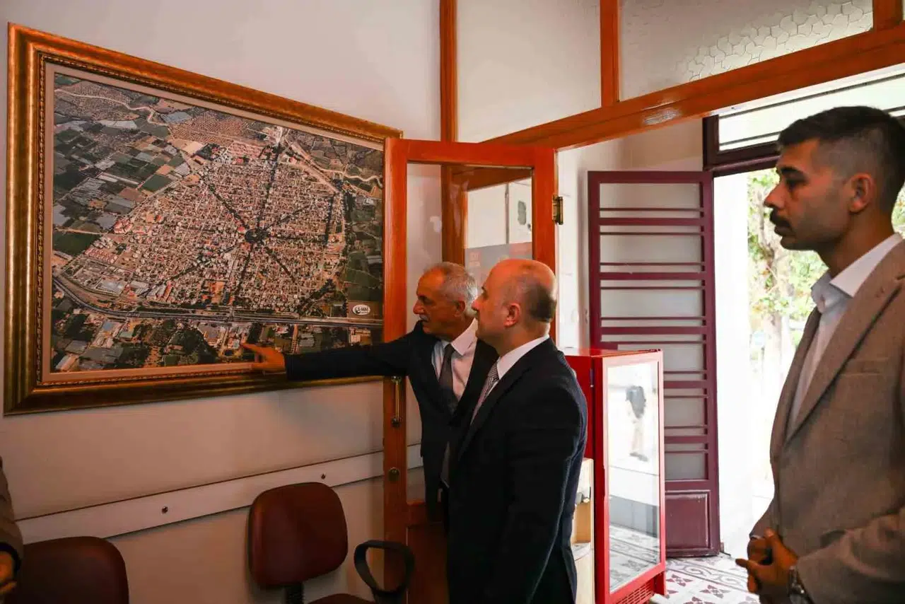 Aydın’ın "Paris Modeli" mahallesinde Vali Varol mesaisi: Tarihi dokuyu yerinde inceledi