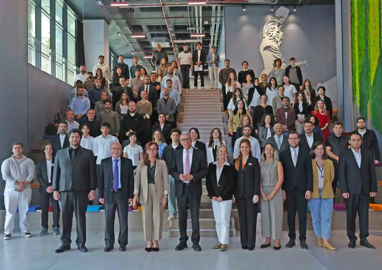 Geleceğin sofraları için genç vizyon: Tarımda dijital dönüşüm dönemi