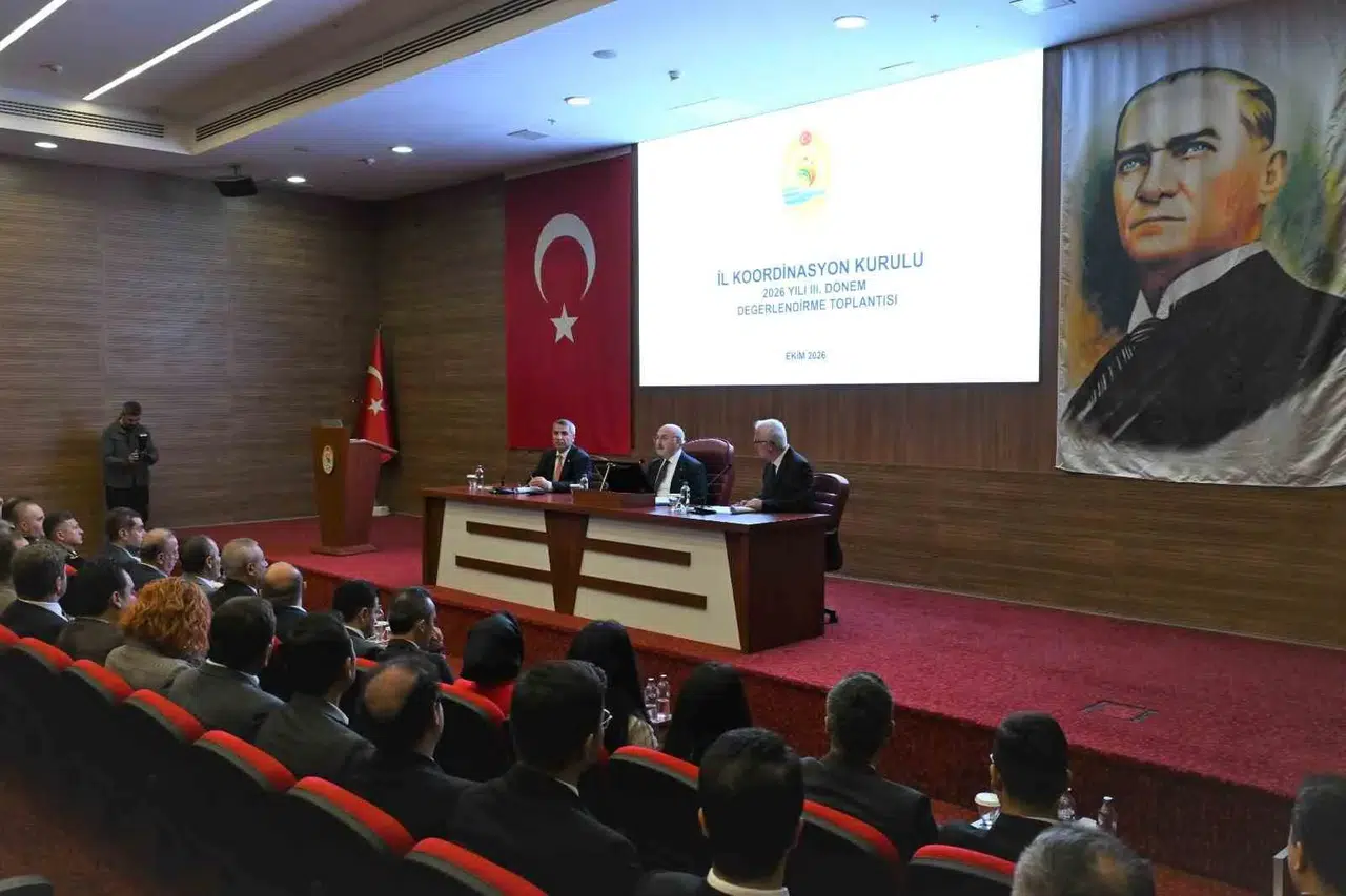 Denizli’de ulaşım seferberliği: Vali Köşger’den kritik kavşak ve yol talimatı