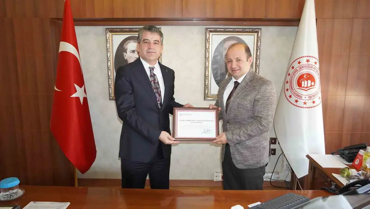 Manisa’da örnek kurum: Personeline sağlıklı yaşamı alışkanlık haline getirdi