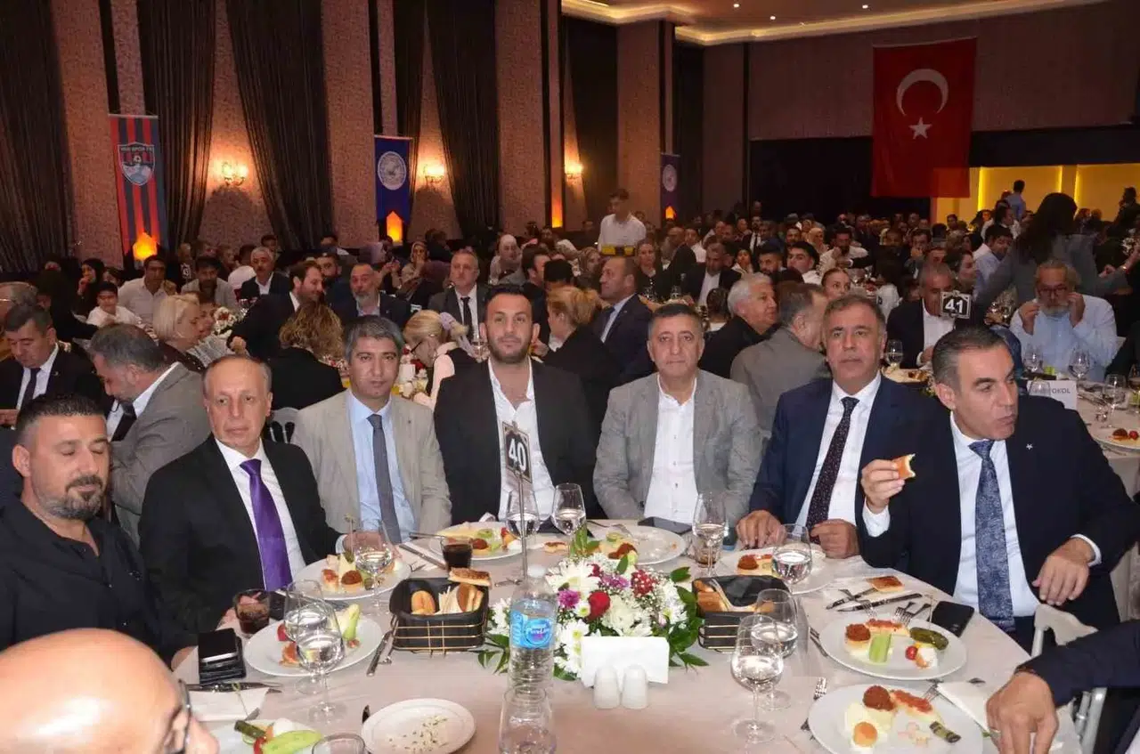 Bodrum’da Van rüzgarı: Siyaset ve kültür dünyası aynı sofrada buluştu