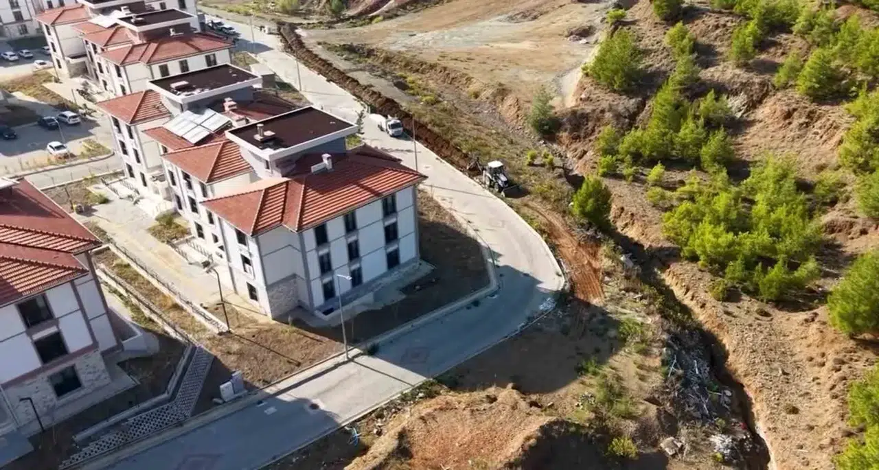 Fethiye'de musluklar artık kesintisiz akacak: TOKİ konutlarına dev altyapı hamlesi