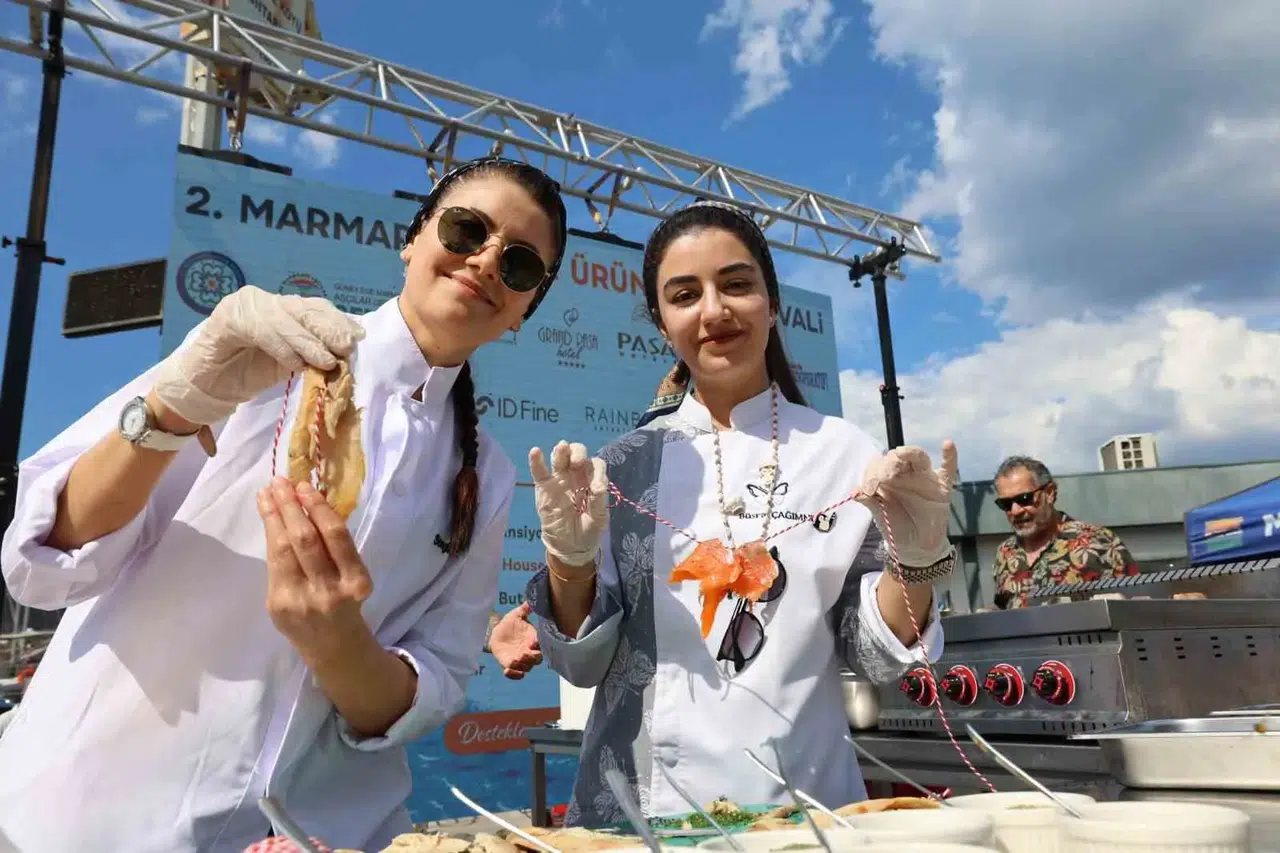 Selimiye’de deniz bereketi: Marmaris lezzet rüzgarıyla buluştu